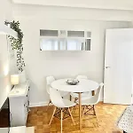 Tranquilidad Al Lado Del Centro Parking Incluido Apartman
