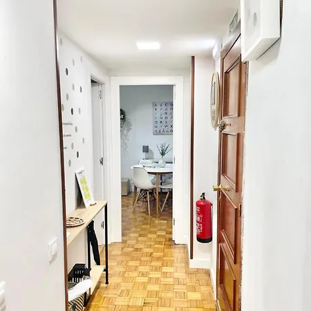 Tranquilidad Al Lado Del Centro Parking Incluido Appartement *